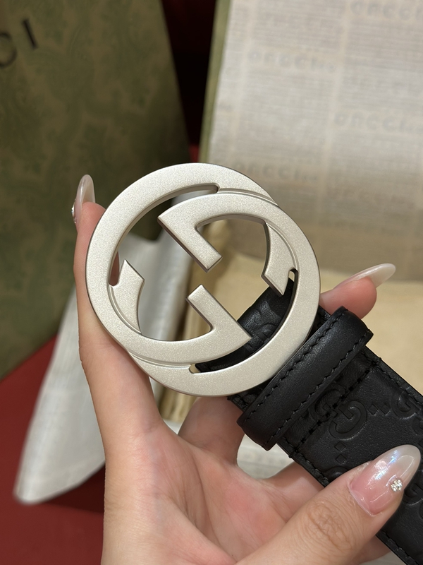 スーパーコピーグッチベルト側面デザイン